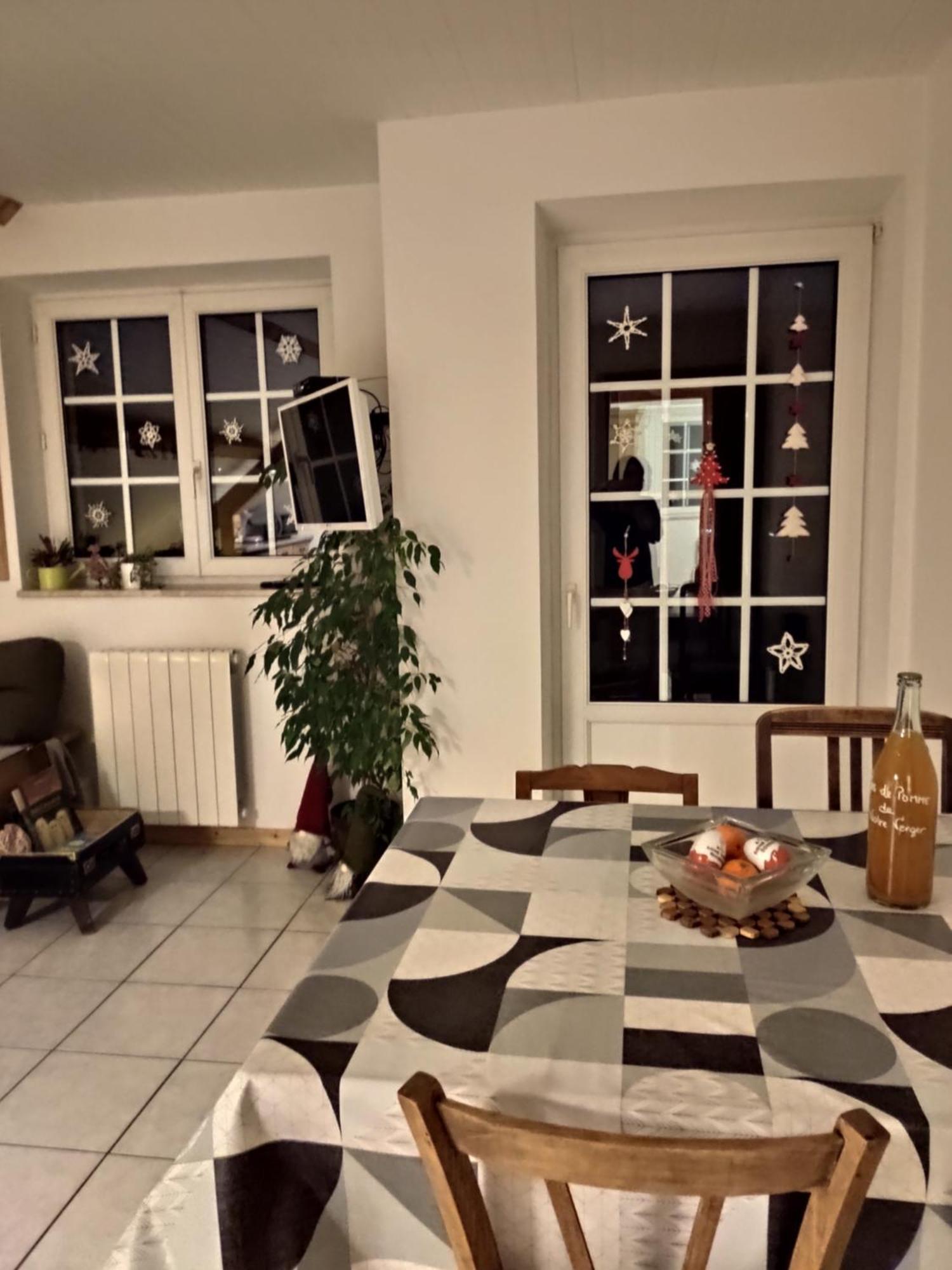 Appartement Douillet Avec Vue Sur Les Montagnes Fouchy Exterior photo